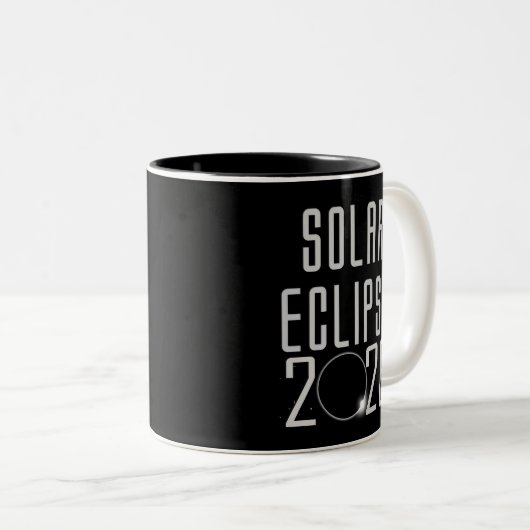 Solar Eclipse Tasse 2026 (VorderseiteRechts)