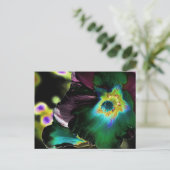 Solarisierte Hibiskus-Fotografie - Postkarte (Stehend Vorderseite)