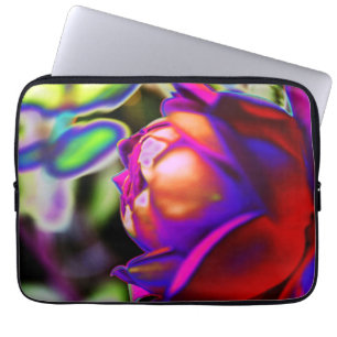 Solarisierte Rose von Shirley Taylor Laptopschutzhülle