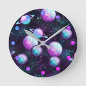 Solarleuchte | Cosmic Blue Lila Pink Planet Runde Wanduhr (Vorderseite)