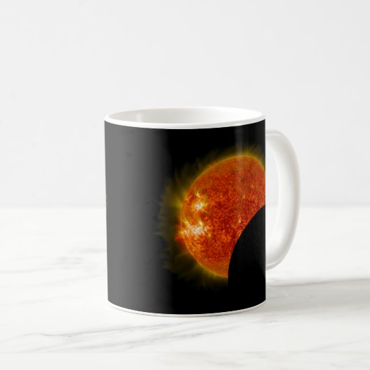 Solarzellen-Eclipse in Arbeit Kaffeetasse (VorderseiteRechts)