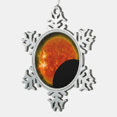 Solarzellen-Eclipse in Arbeit Schneeflocken Zinn-Ornament (Rechts)