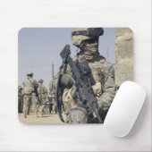 Soldat bewaffnet mit einem MK-48 Mousepad (Mit Mouse)