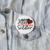 Soldat für militärische Liebe Button (Beispiel)