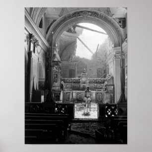 Soldat in bombed out Church - Italien - 1944 Poster