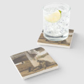 Soldat wacht mit seinem Haustier ein Tor Steinuntersetzer (Seitenansicht)