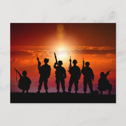Soldaten bei Sonnenuntergang Postkarte (Vorderseite)