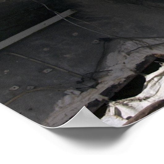 Soldaten, die die Treppe eines Gebäude hinauflaufe Poster (Ecke)