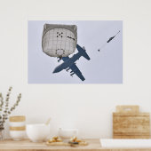 Soldaten führen Im Flugzeug Operationen durch Poster (Küche)