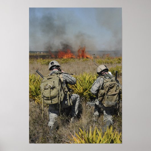 Soldaten rufen Informationen an Poster (Vorne)