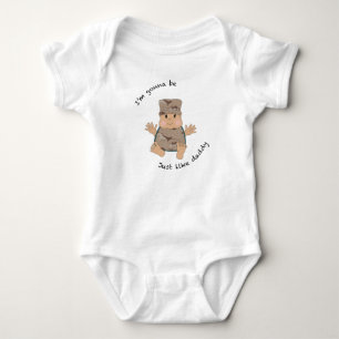 Soldier Daddy Baby Strampler