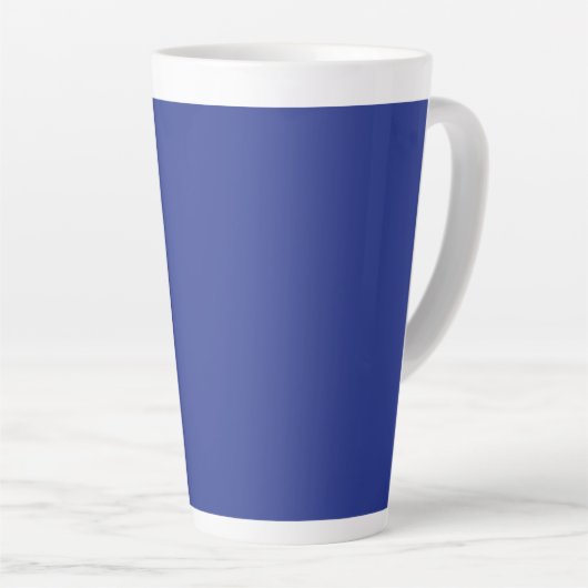 Solid Deep Blue Backdrop | Bold Minimalist Design Milchtasse (Rechte Ecke)