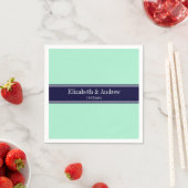 Solid Light Mint, Navy Blue Ribbon Name Monogram Serviette (Beispiel)
