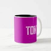 Solid Magenta Individuelle Name Monogram Zweifarbige Tasse (VorderseiteRechts)
