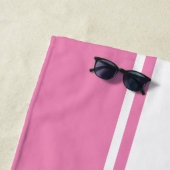 Solid rosa Weiße Streifen Moderner Name Strandtuch (Beispiel)