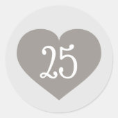 Solid Silver Heart Klassischer Rundaufkleber Runder Aufkleber (Vorderseite)