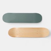 Solide Eukalyptus-grüne Farbe | Nummer 5B7570 Skateboard (Horizontal)