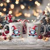 Solitary Christmas Gnome with Candy Kaffeetasse