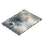 Solitary Swan on Misty Lake Notizblock (Linke Seite)