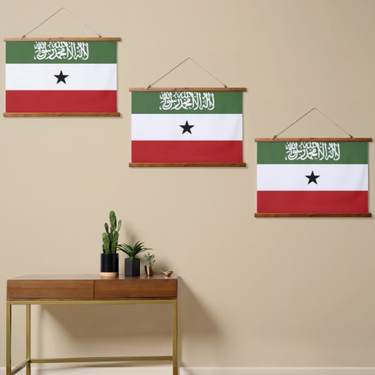 Somaliland-Flagge Wandteppich Mit Holzrahmen (Asymmetrisch)