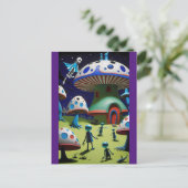 Somber Abend über Mushroom Town Fantasy Postkarte (Stehend Vorderseite)