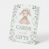 Some Bunny Cards and Gifts Table Sign Sockelschild (Vorderseite)