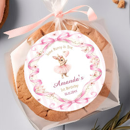 Some Bunny is One Pink Bow Gingham 1. Geburtstag Runder Aufkleber