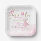 Some Bunny is Turning One 1st Birthday, Pink Bow Pappteller (Vorderseite)