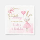 Some Bunny is Turning One 1st Birthday, pink bow  Serviette (Vorderseite)