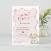 Some Bunny Pink Bow Baby Shower Einladung (Stehend Vorderseite)