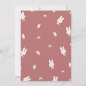 Some Bunny Pink Bow Baby Shower Einladung (Rückseite)