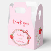 Some Bunny Strawberry Birthday Geschenkschachtel (Geöffnet)