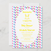 Somebunny ist dabei, eine OsterBaby-Dusche zu sehe Einladung (Vorderseite)