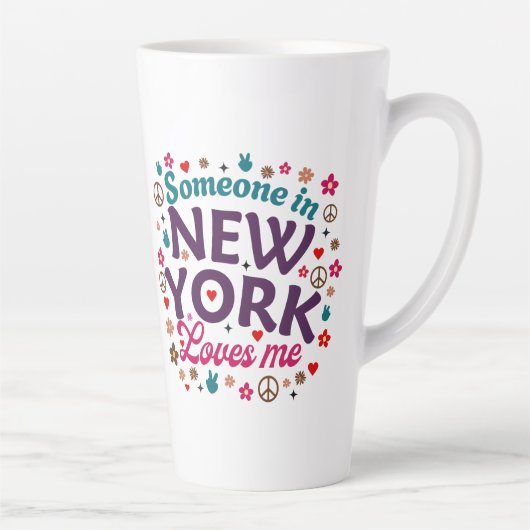 Someone in New York Loves Me Retro Funny Design Milchtasse (Rechts)