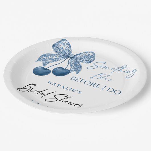 Something Blue Before I Do Bridal Shower Pappteller (Schrägansicht)