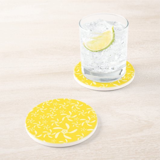 Sommer Blumendesign. Sonniges Gelb. Sandstein Untersetzer (Seite)