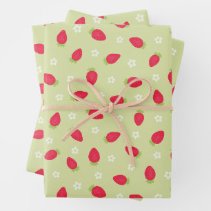 Sommer-Erdbeeren auf Grün (großer Maßstab) Geschenkpapier Set