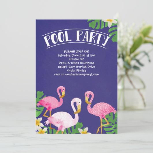 Sommer-Flamingo-Pool-Party Einladung (Stehend Vorderseite)