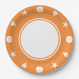 Sommer-Meeresmuscheln auf orangem Papier-Teller Pappteller
