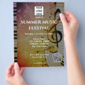 Sommer-Musikfestival QR-Code und Logo Flyer (Hand)