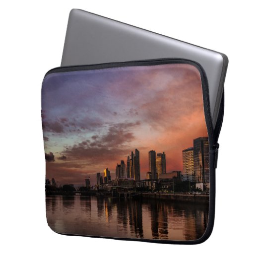 Sommer-Nachmittag Laptopschutzhülle (Vorderseite Links)