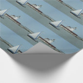 Sommer-Segelboot und Leuchtturm-Packpapier Geschenkpapier (Ecke)