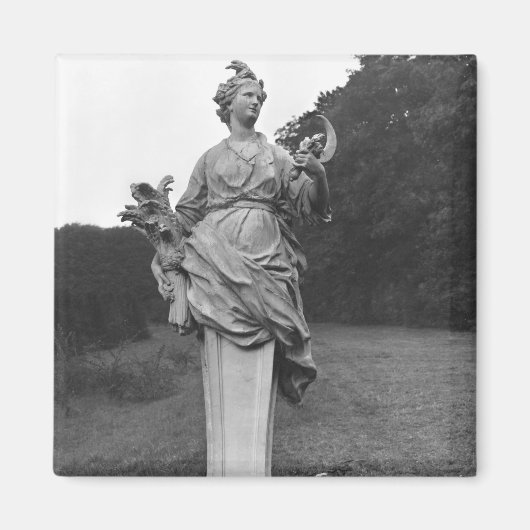 Sommer, Statue im Garten Magnet (Vorne)