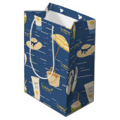Sommer Strand Essentials Muster (3) Mittlere Geschenktüte (Rückseite Schrägansicht)