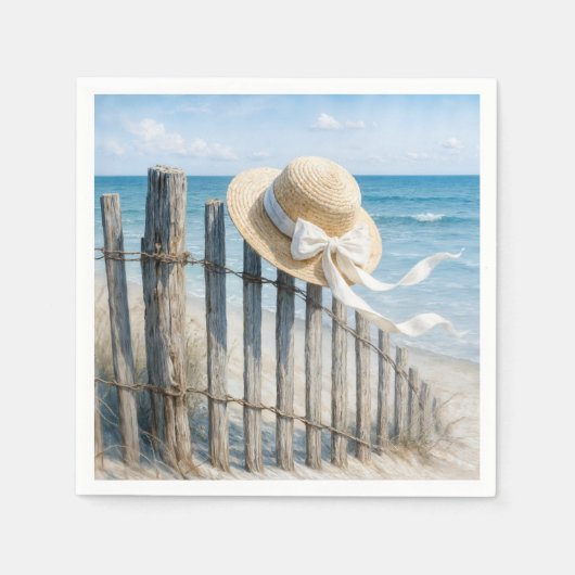 Sommer-Strohhut auf Strandzaun Serviette (Vorderseite)
