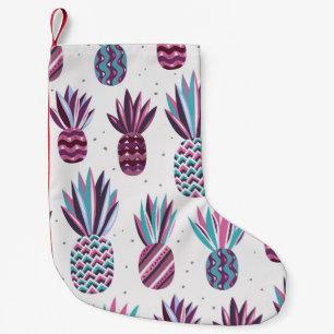 Sommercamps: Ananas Muster, farbenfrohe Punkte Kleiner Weihnachtsstrumpf