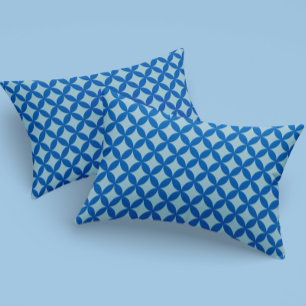 Sommerfliese mit Azurkeln auf Babyblau Kissenbezug