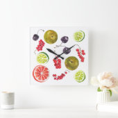 Sommerfruchtuhr. Quadratische Wanduhr (Zuhause)