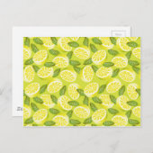 Sommergelbe Zitronenscheiben und Blätter auf Gelb Postkarte (Vorne/Hinten)