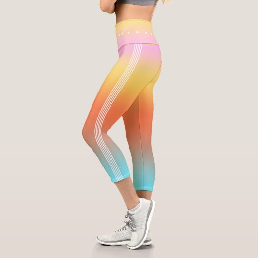 Sommerglühende blaue Orangenfarben Streifen Capri Leggings (Links)